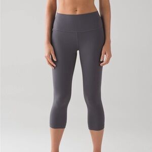Lululemon High Rise Cropped 19” Align Pant (Size 2)